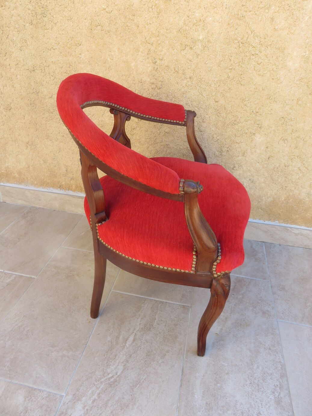 Fauteuil velours rouge