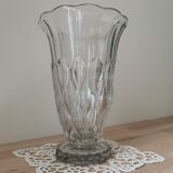 Glass vase