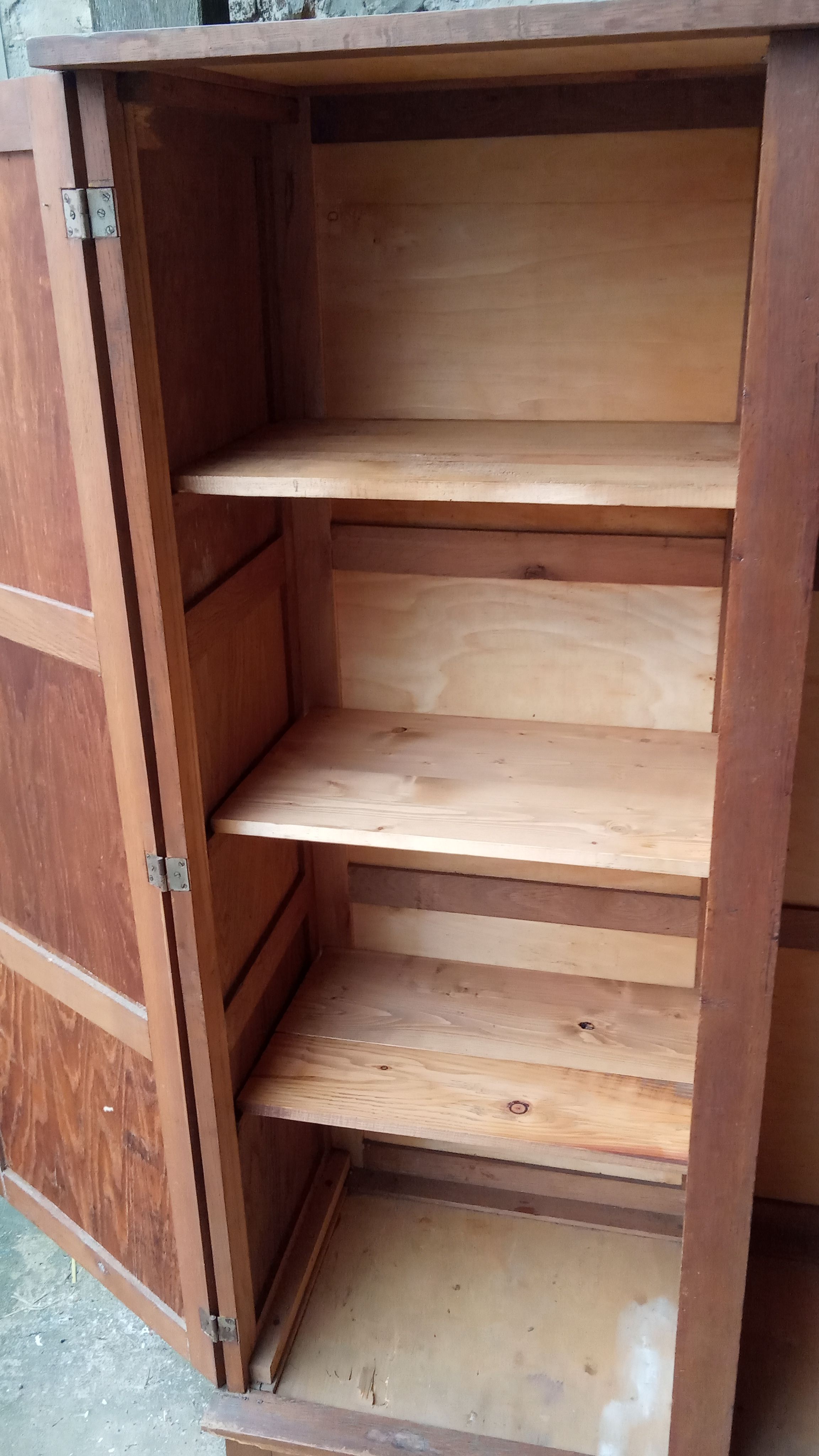 Rebuilding cabinet by René Gabriel, furniture for disaster victims