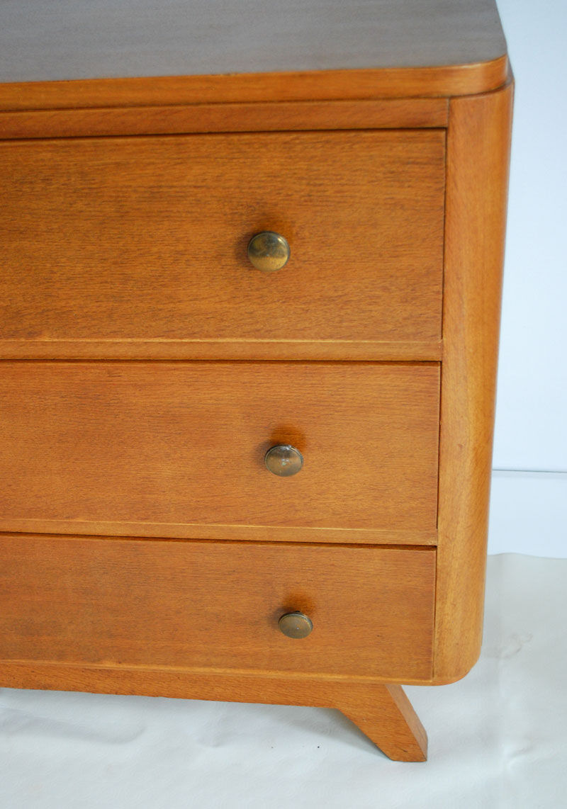 Commode vintage en bois pieds compas