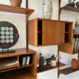 Set "Royal System" 4 teak columns by Poul Cadovius 1970