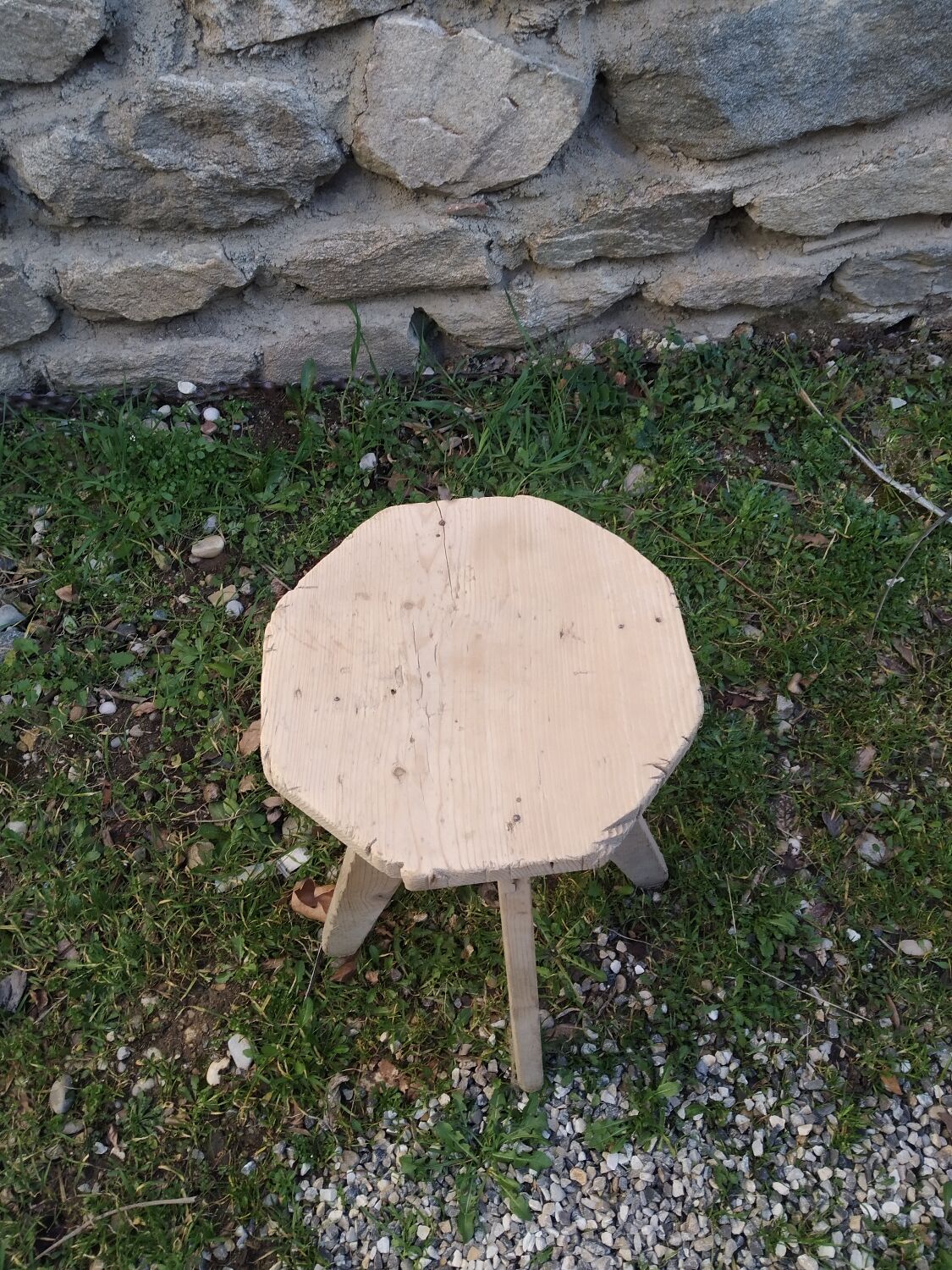 Tabouret en bois