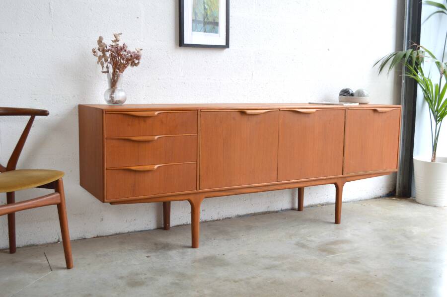 Enfilade by McIntosh – Dunvegan 201.5 cm