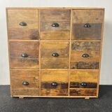 Commode en bois ancien