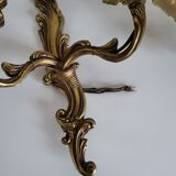 Ancienne paire d'appliques en métal doré style Louis XV - 2 lumières
