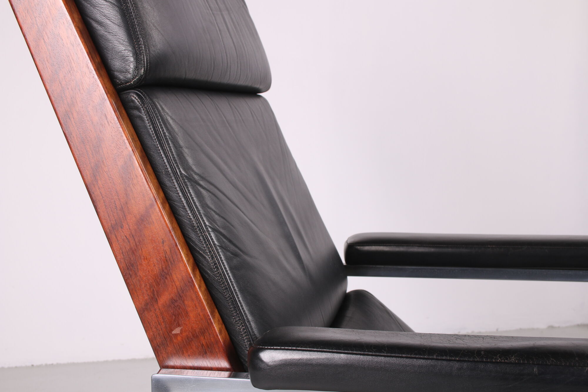 Rosewood and Leather Lotus chair by Rob Perry for 't Spectrum, 1960