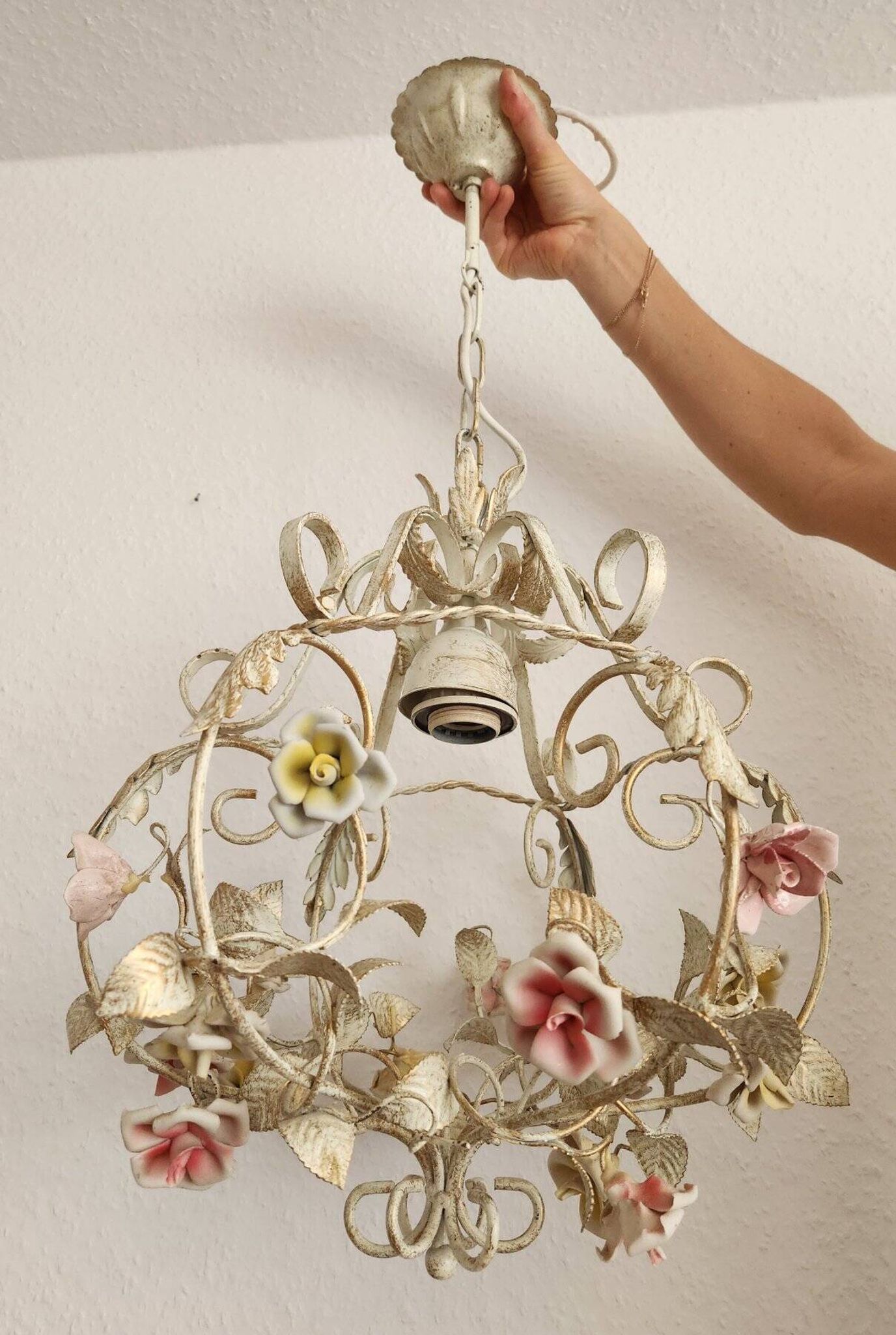 Hand-forged vintage pendant lamp with porcelain roses, Denz Neheim Hüsten