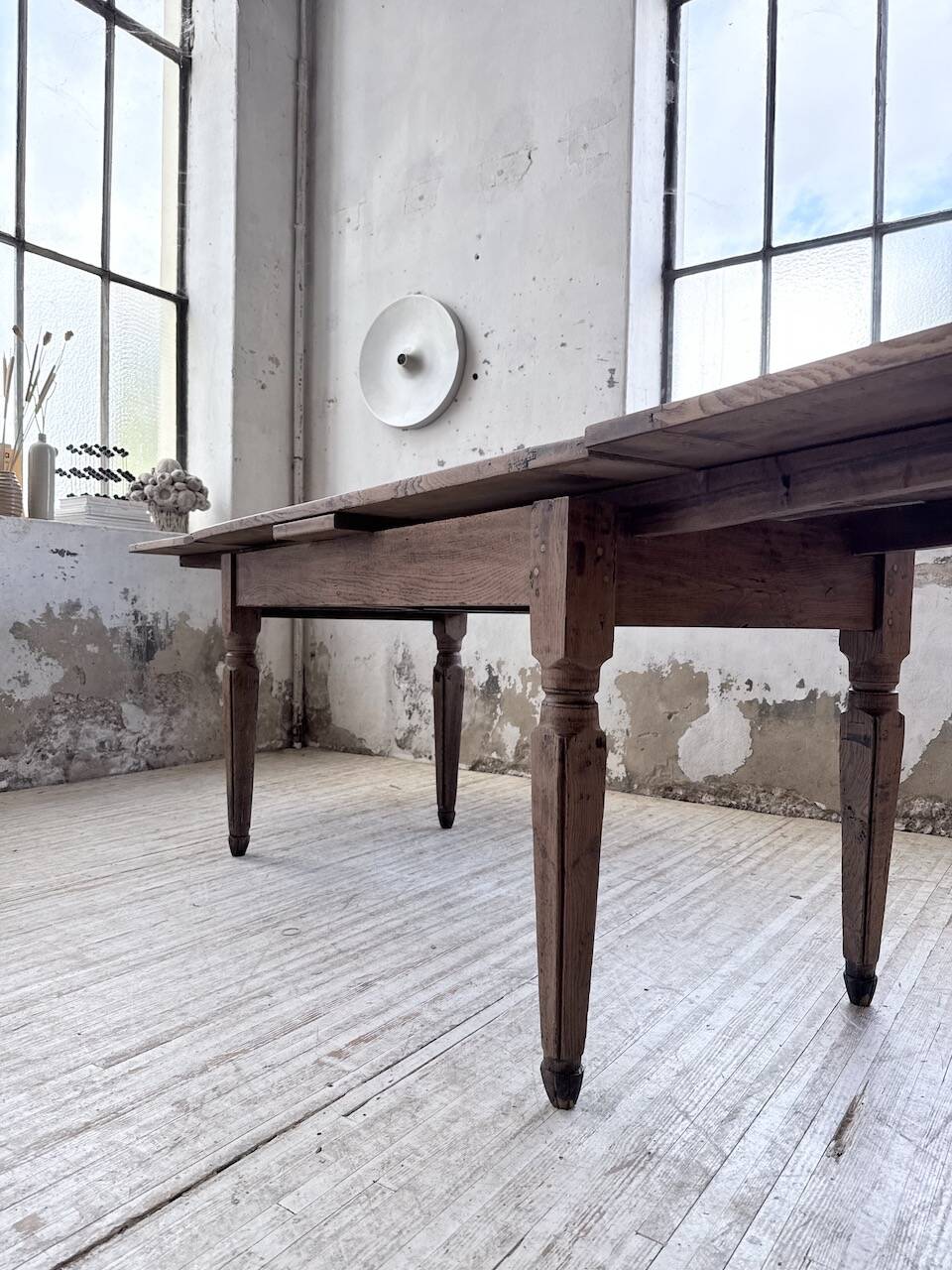 Solid oak farmhouse table with integrated extensions 1950