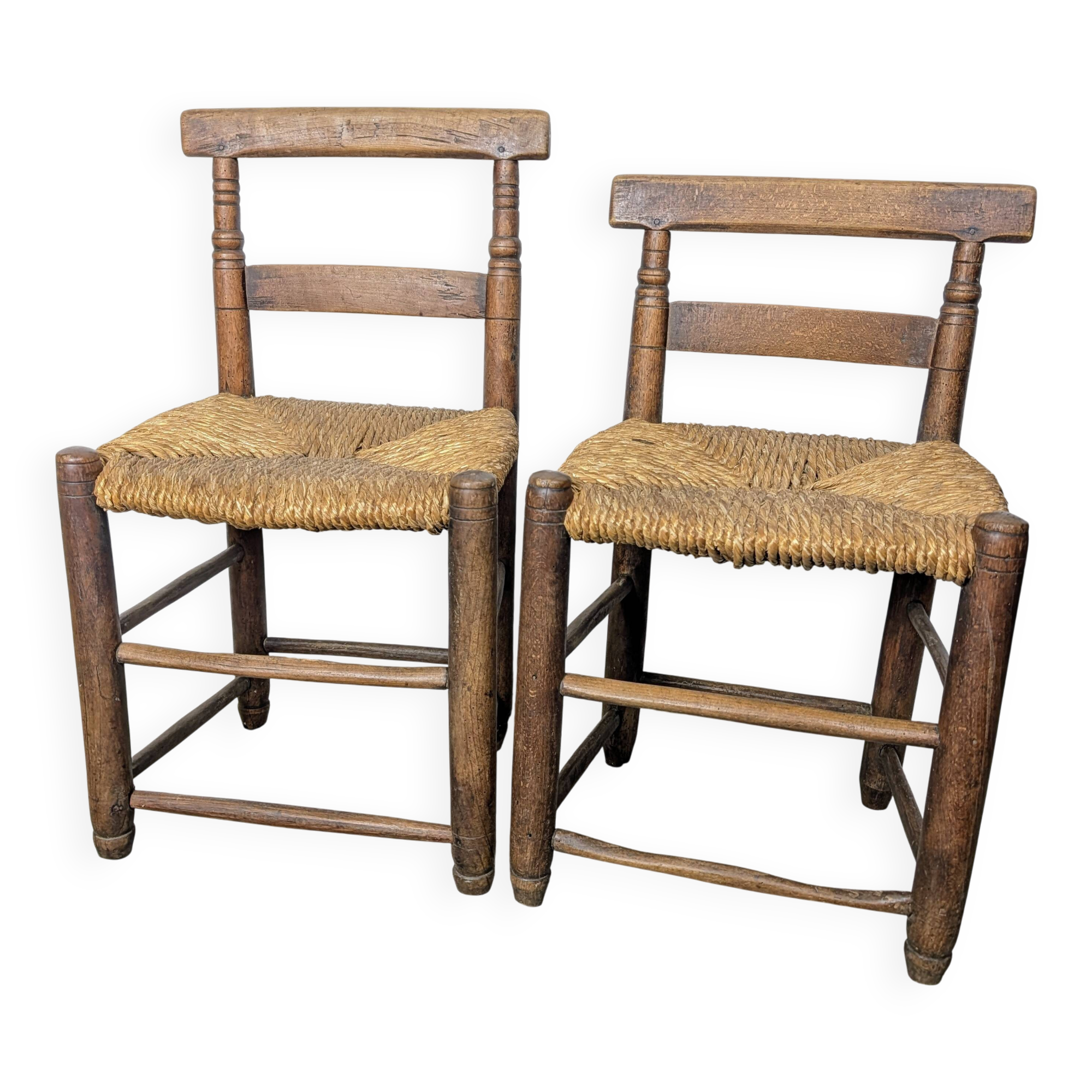 Pair of turned wooden farm chairs with straw - 19th century