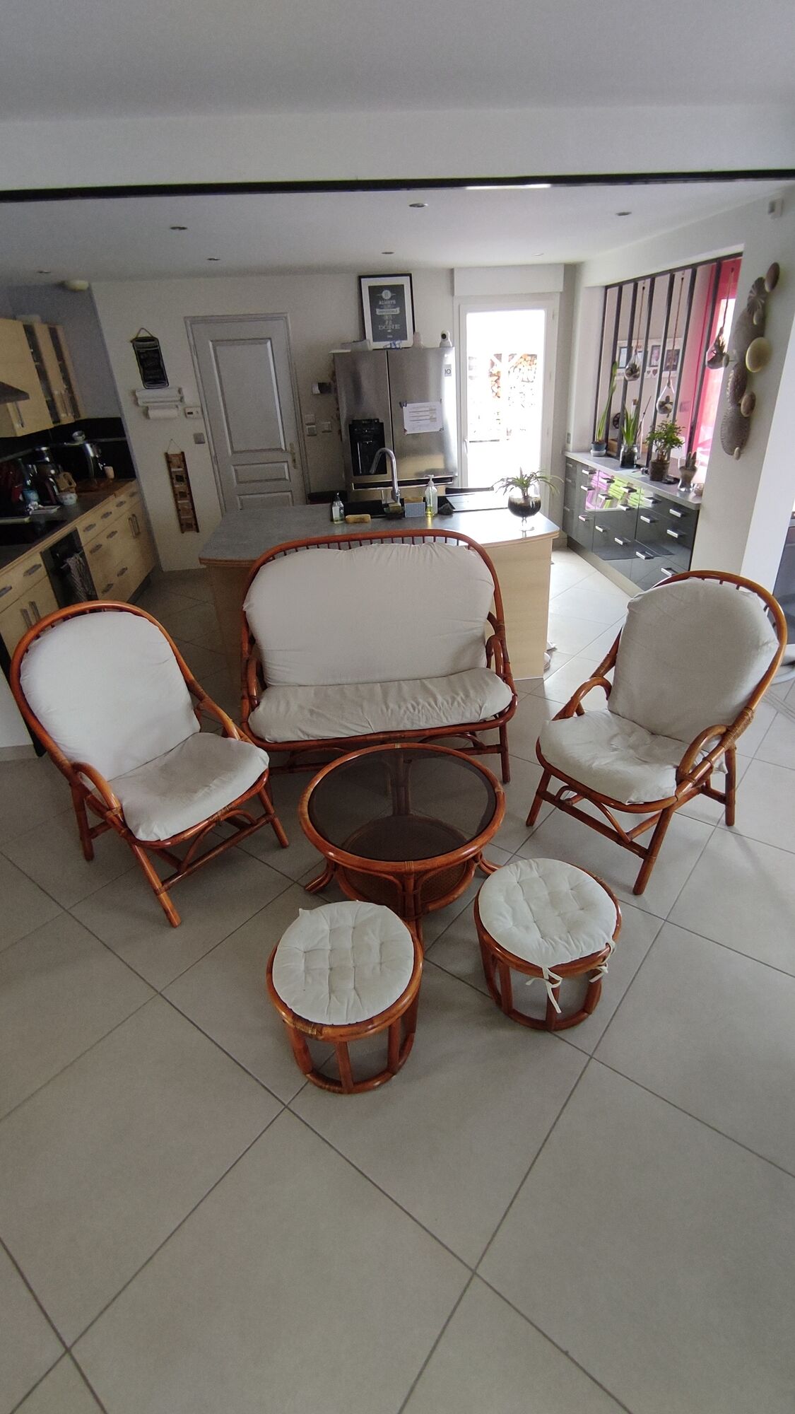 Sofa armchairs and coffee table in vintage rattan of six pieces