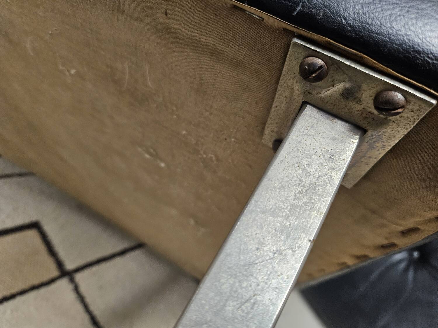 Vintage leather bench sofa 1970"