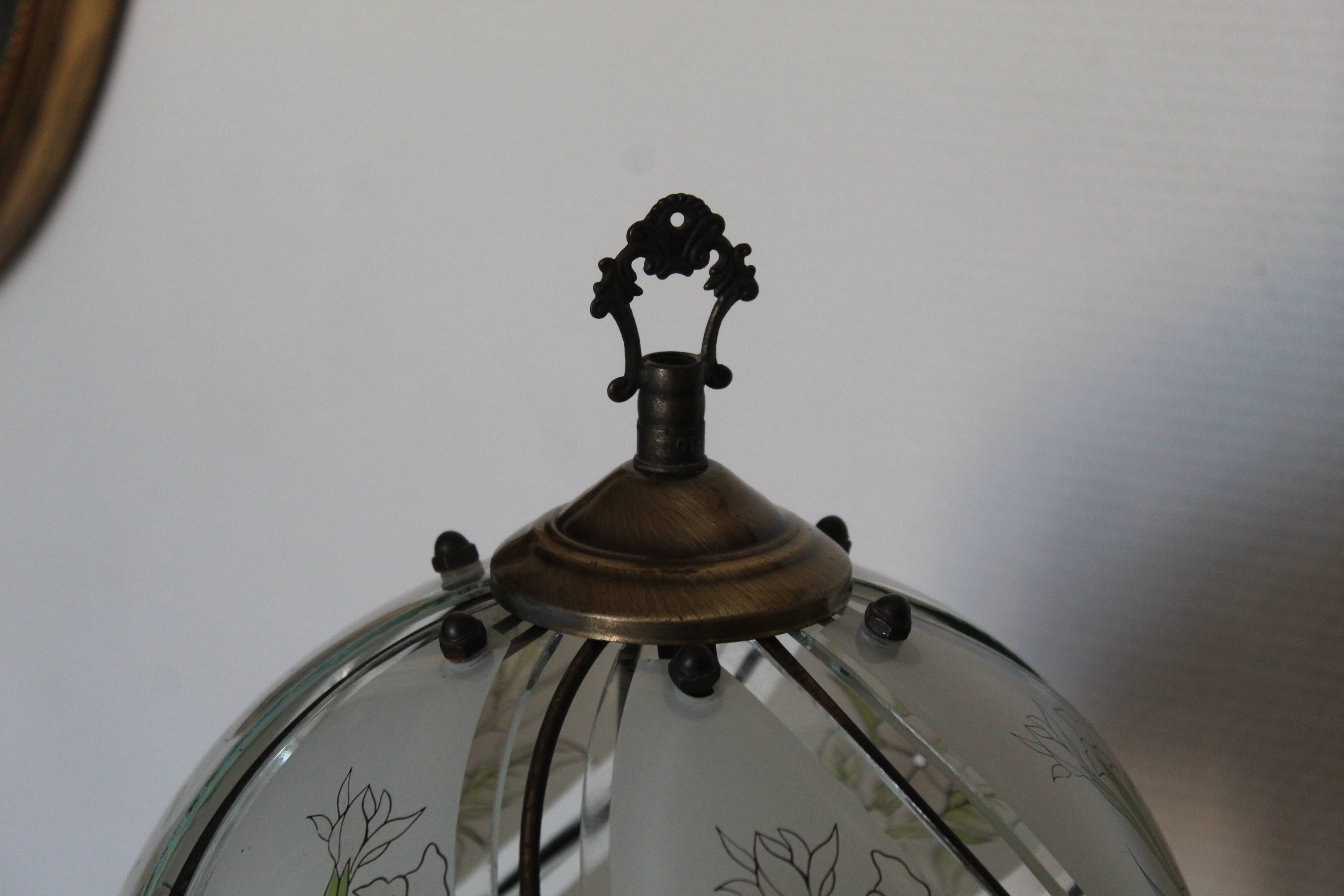 Vintage touch lamp