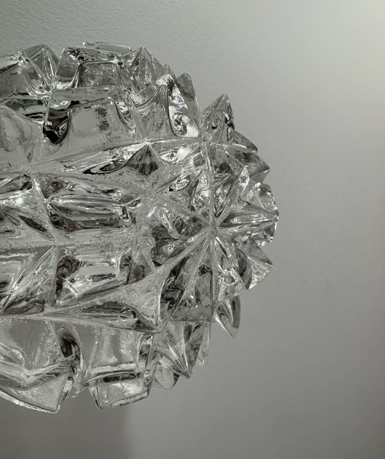 Lustre cascade années 70