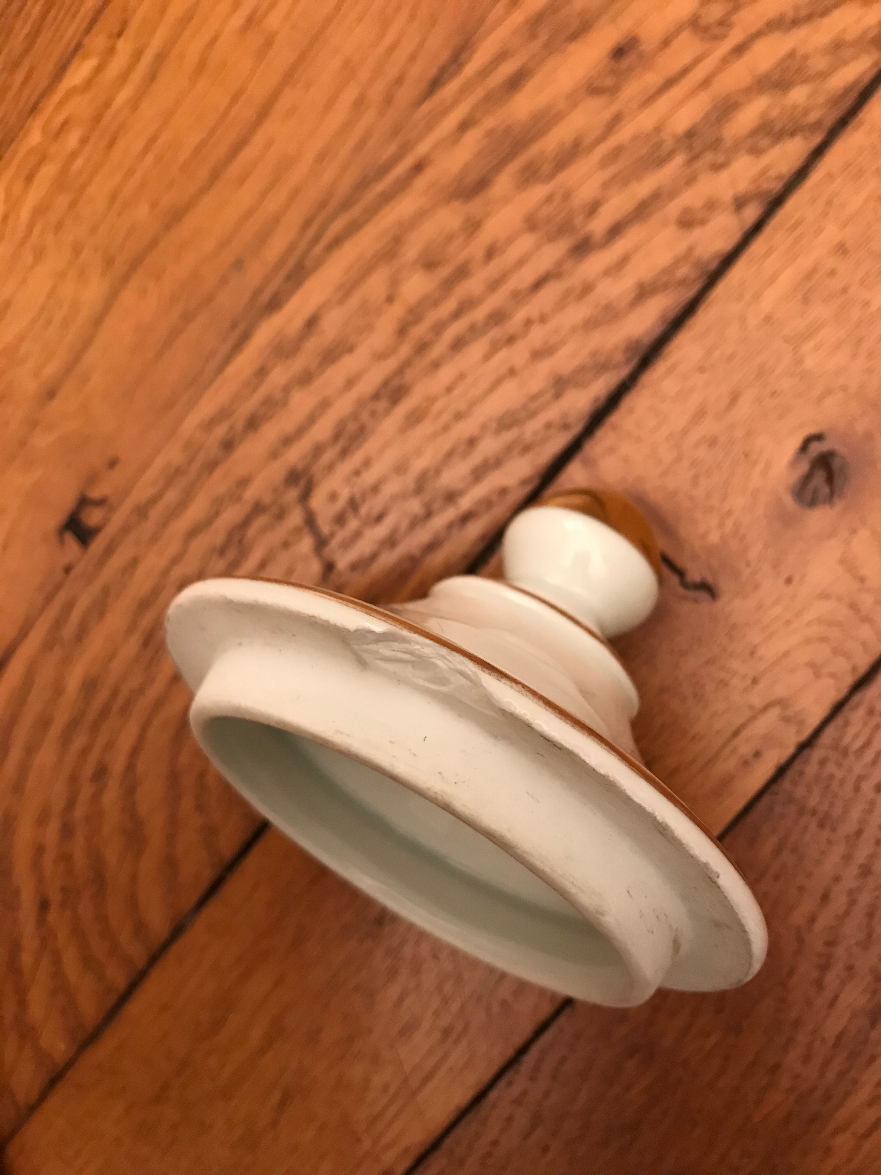 Pot pharmacie couvert en porcelaine