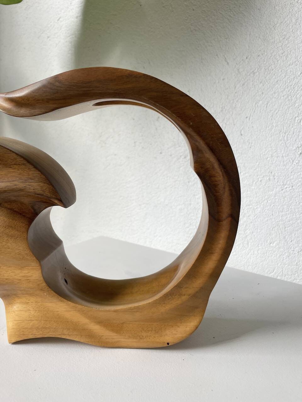 Wooden sculpture vase