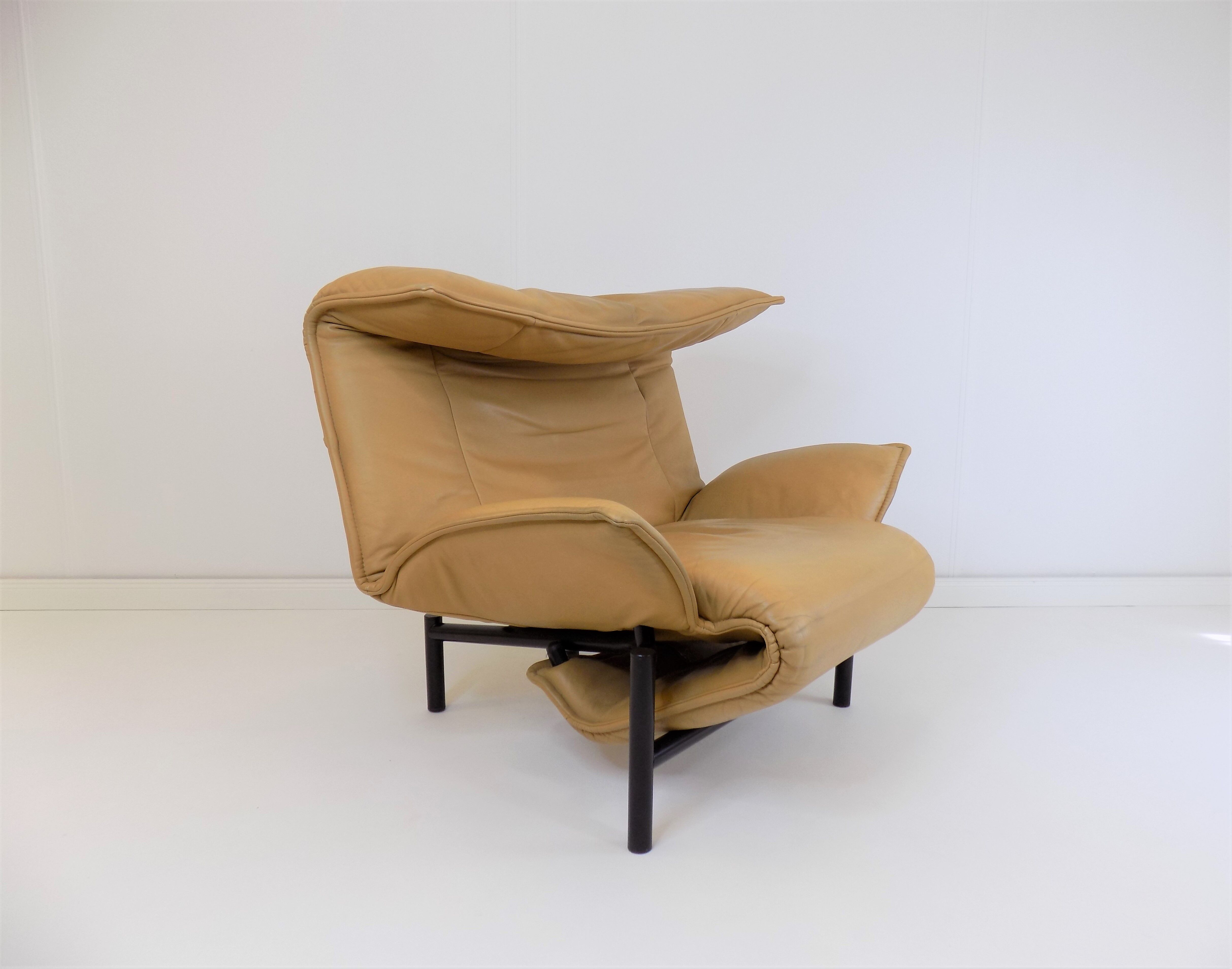 Cassina Veranda leather armchair by Vico Magistretti