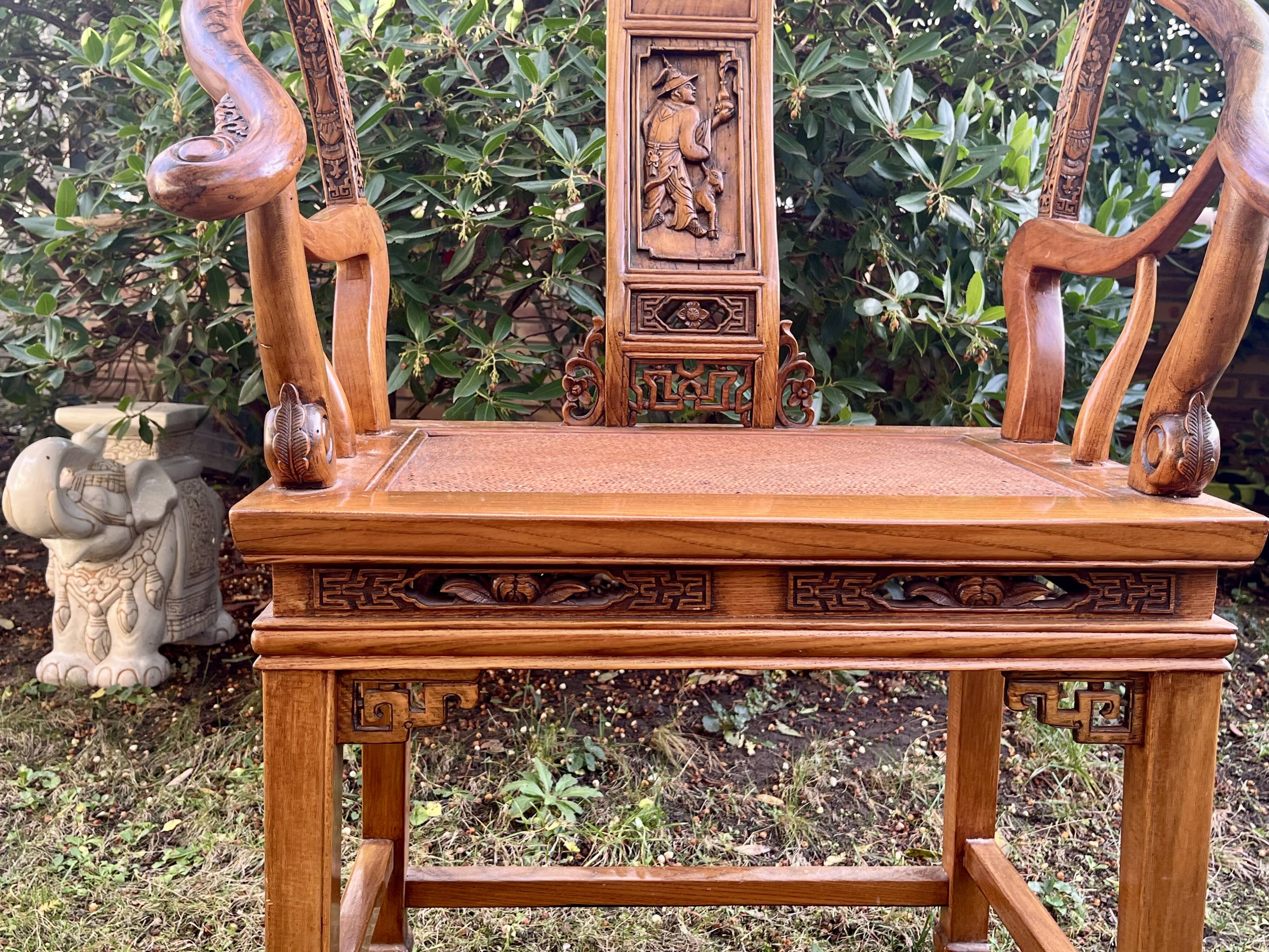 Chinese armchair - horseshoe - Very good condition