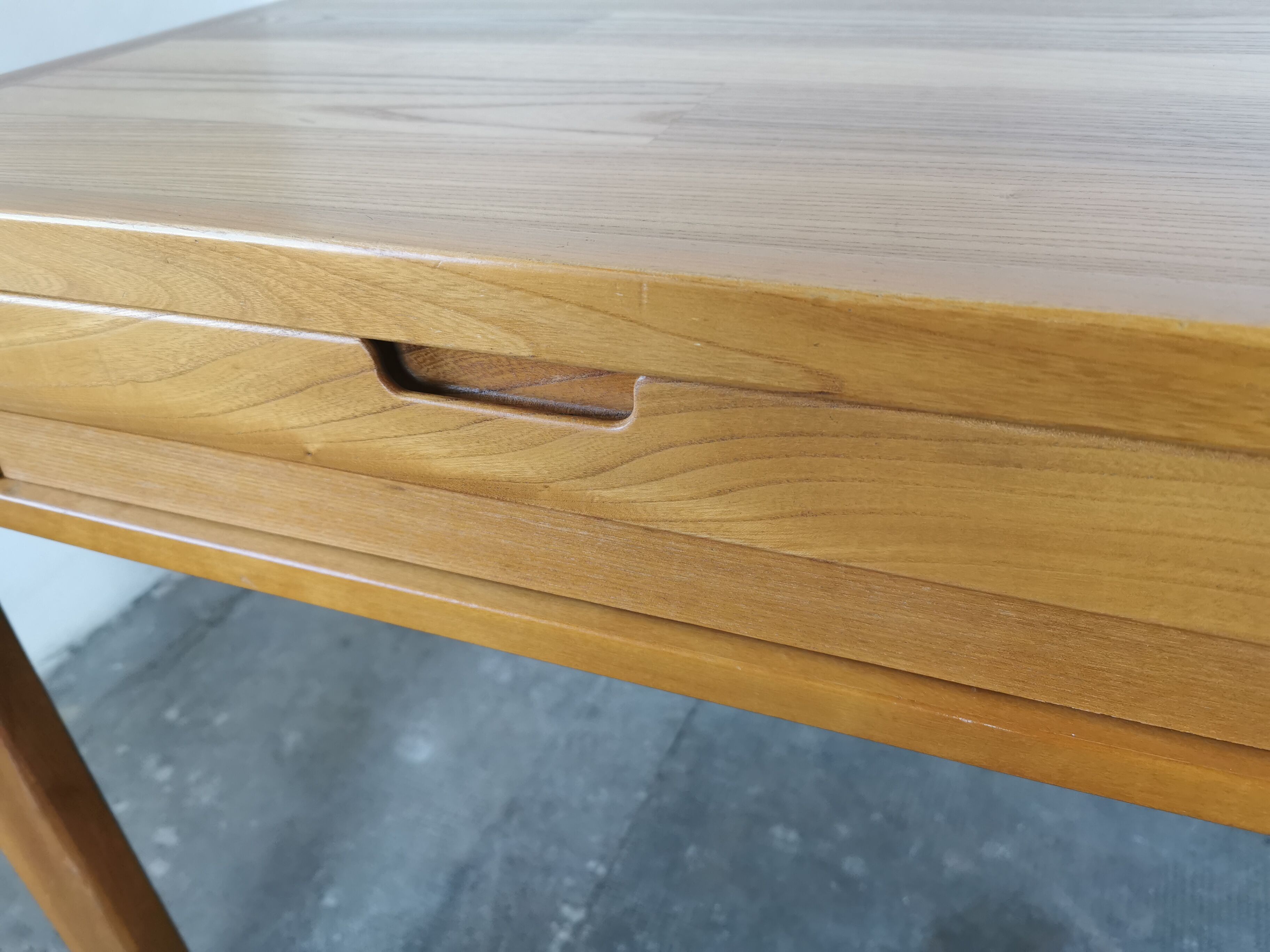 Bureau vintage 1970/1980 en bois blond, simat