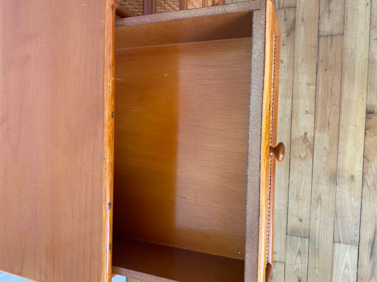 Chest of drawers in rattan and bamboo