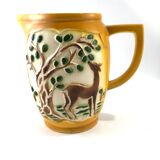 Yellow pitcher slurry decoration doe poet laval