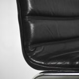 Pair of chairs by Pol International, 1960