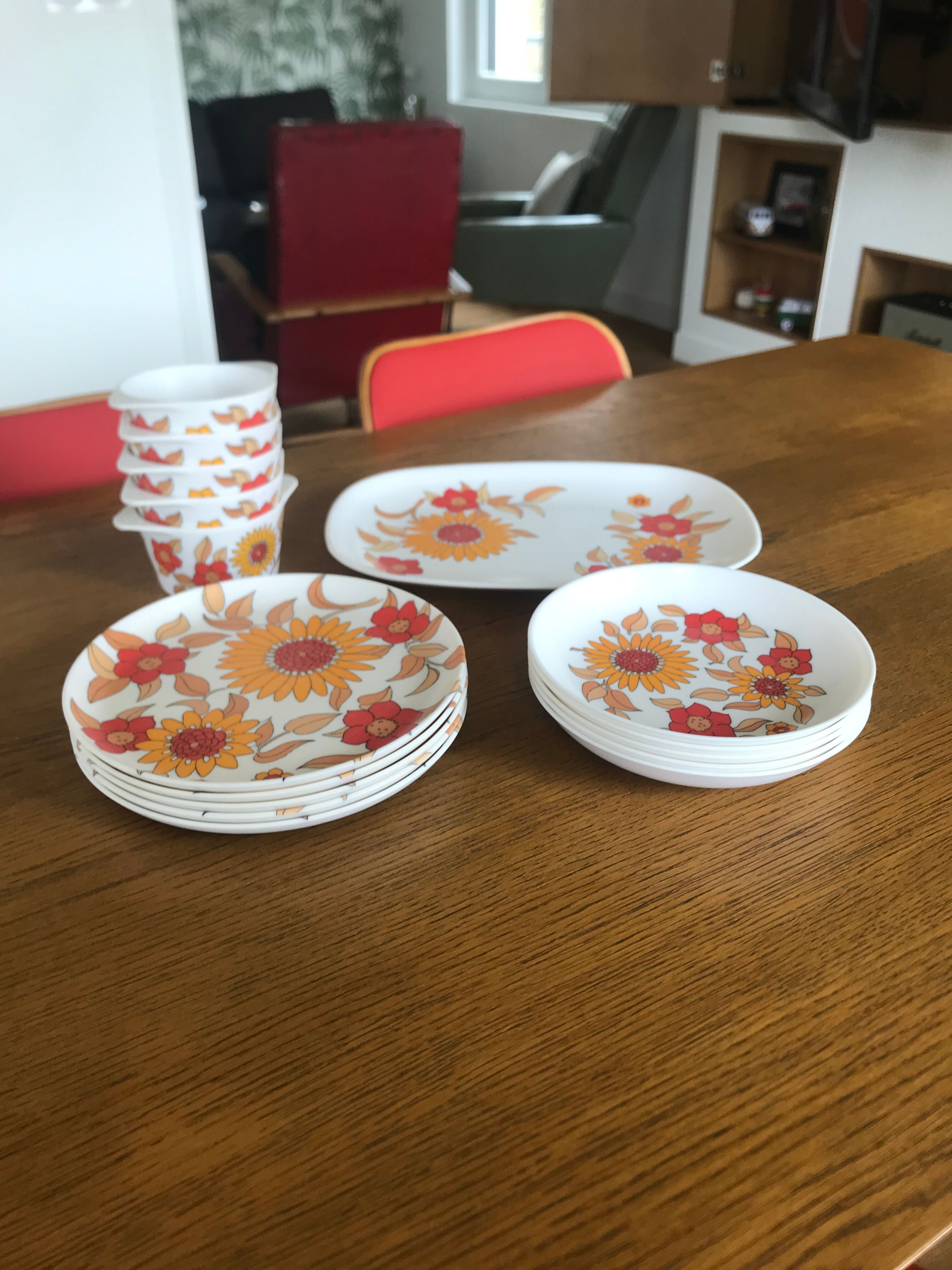 Vintage tableware service