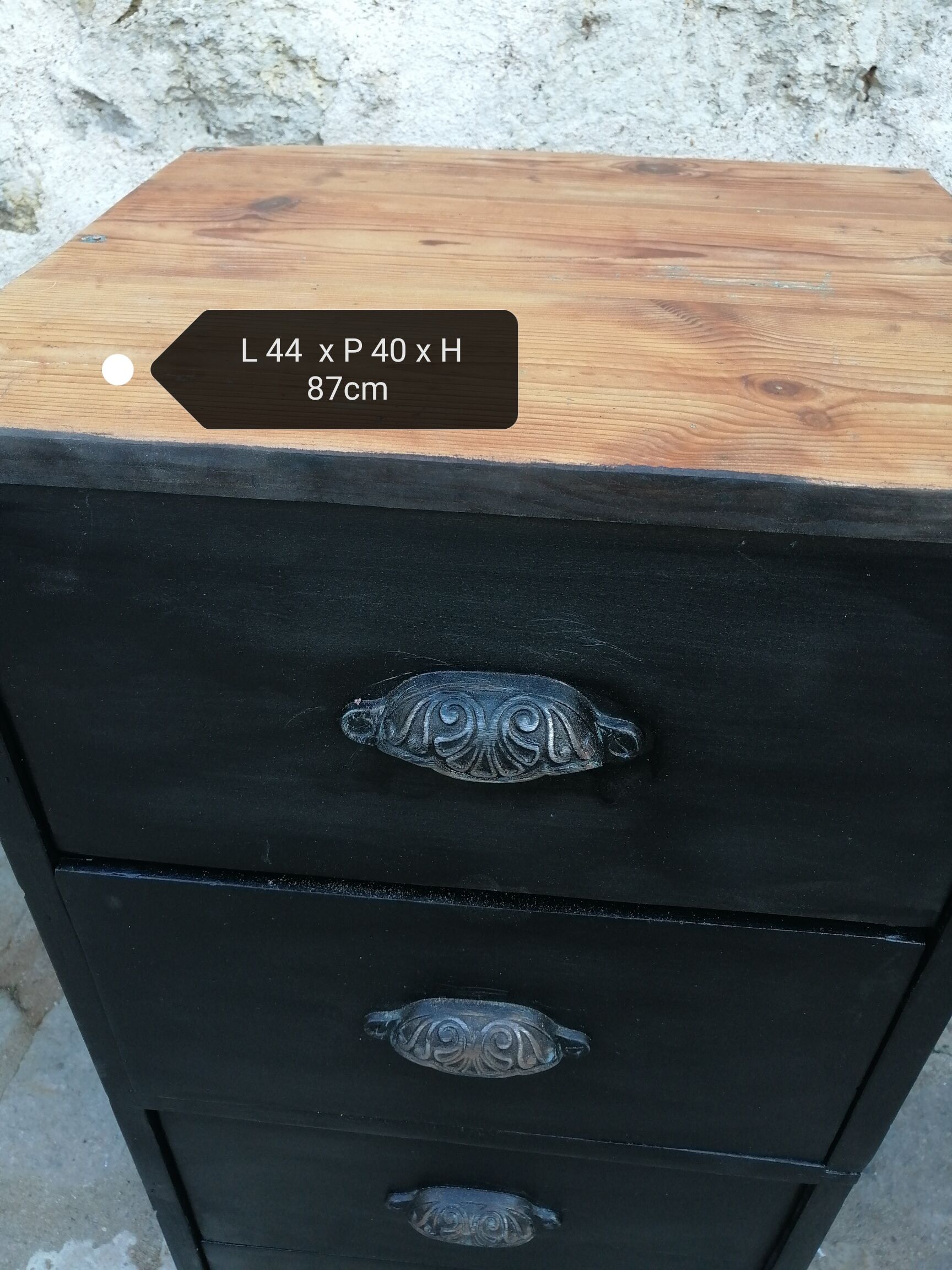 Wooden craft furniture with drawers