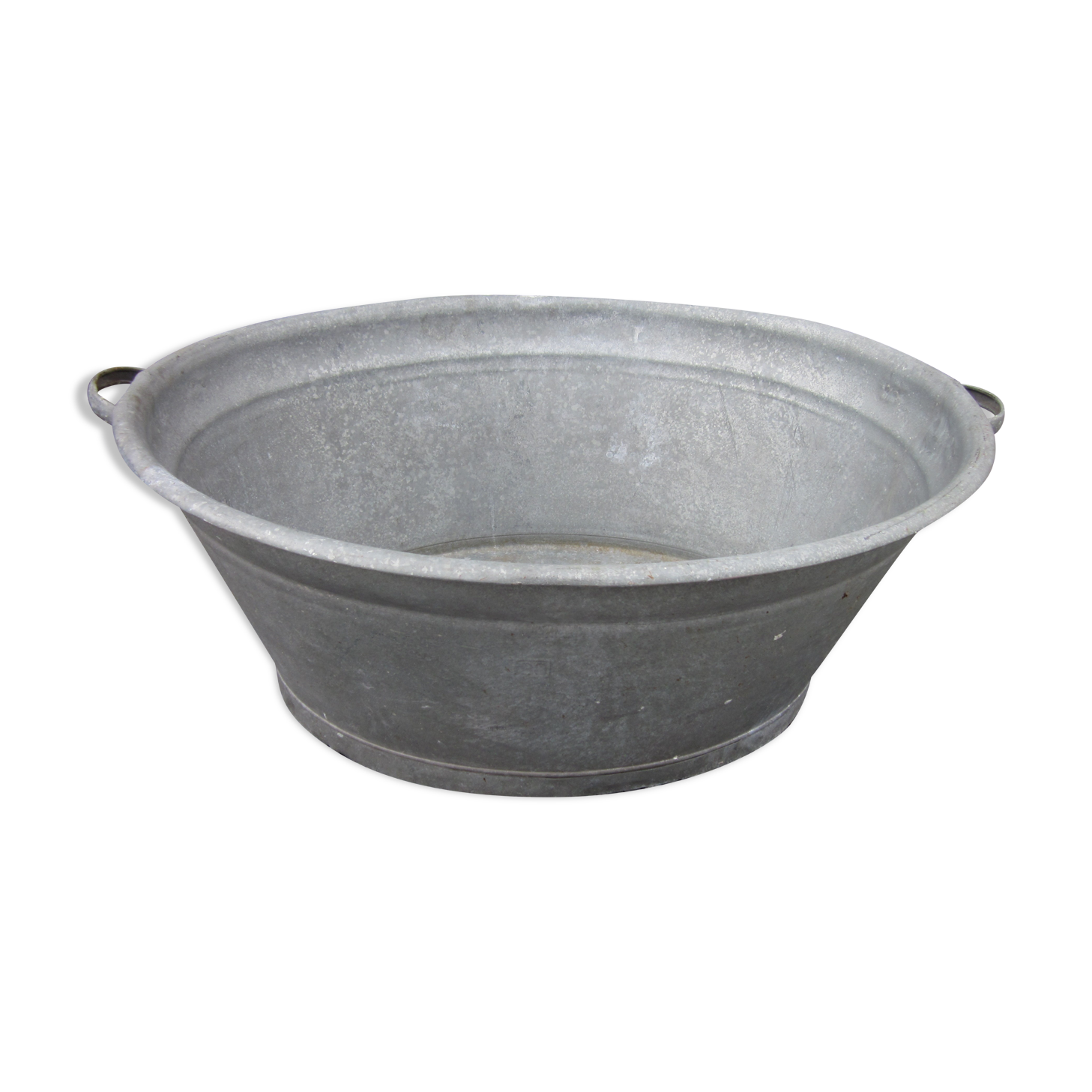 Oval zinc basin