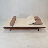 Méridienne en teck avec coussins Hermès et traversin, années 1960