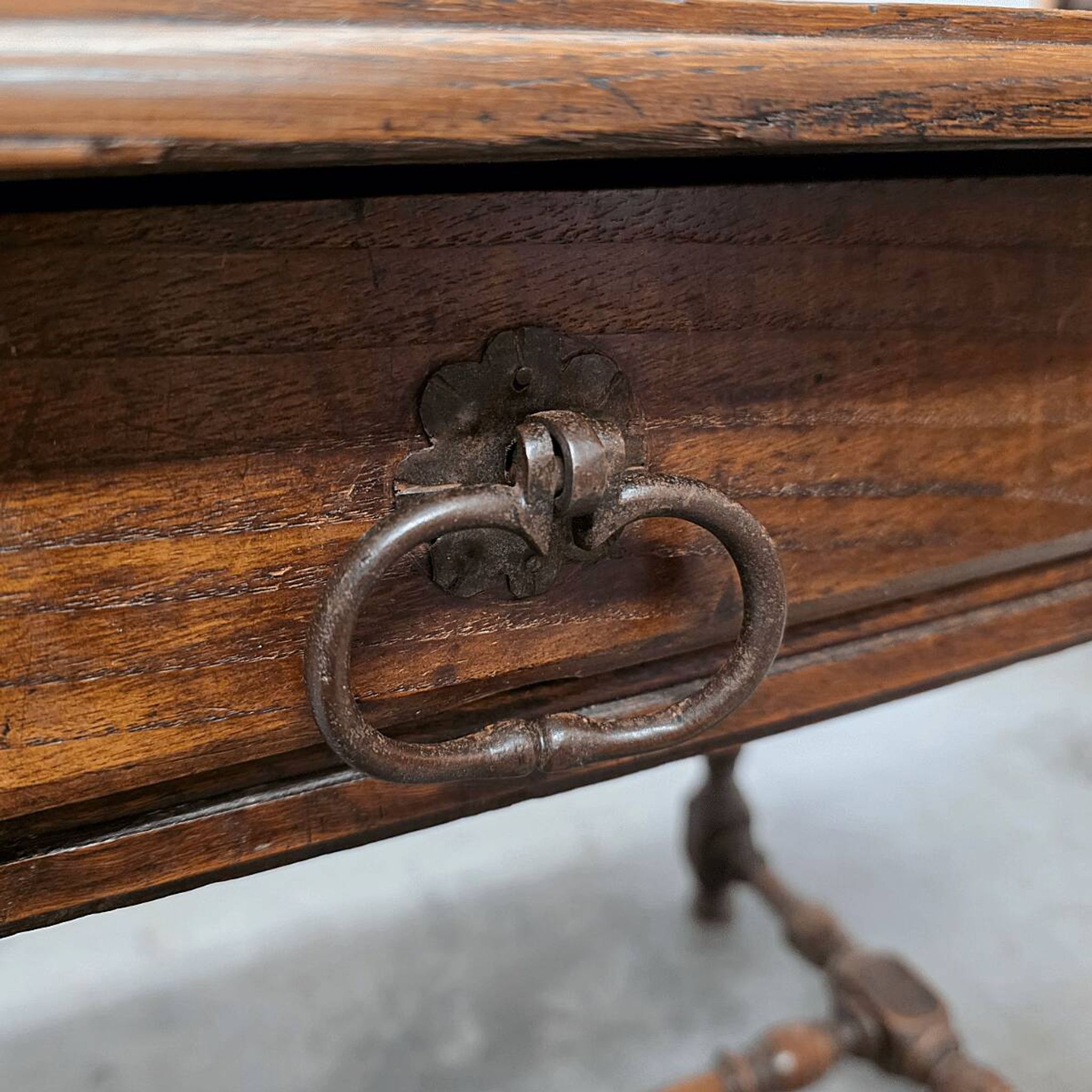 French Louis XIII style oak table with drawer, early 1700s