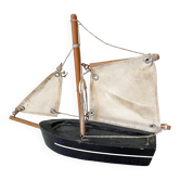 Small basin sailing boat, antique toy