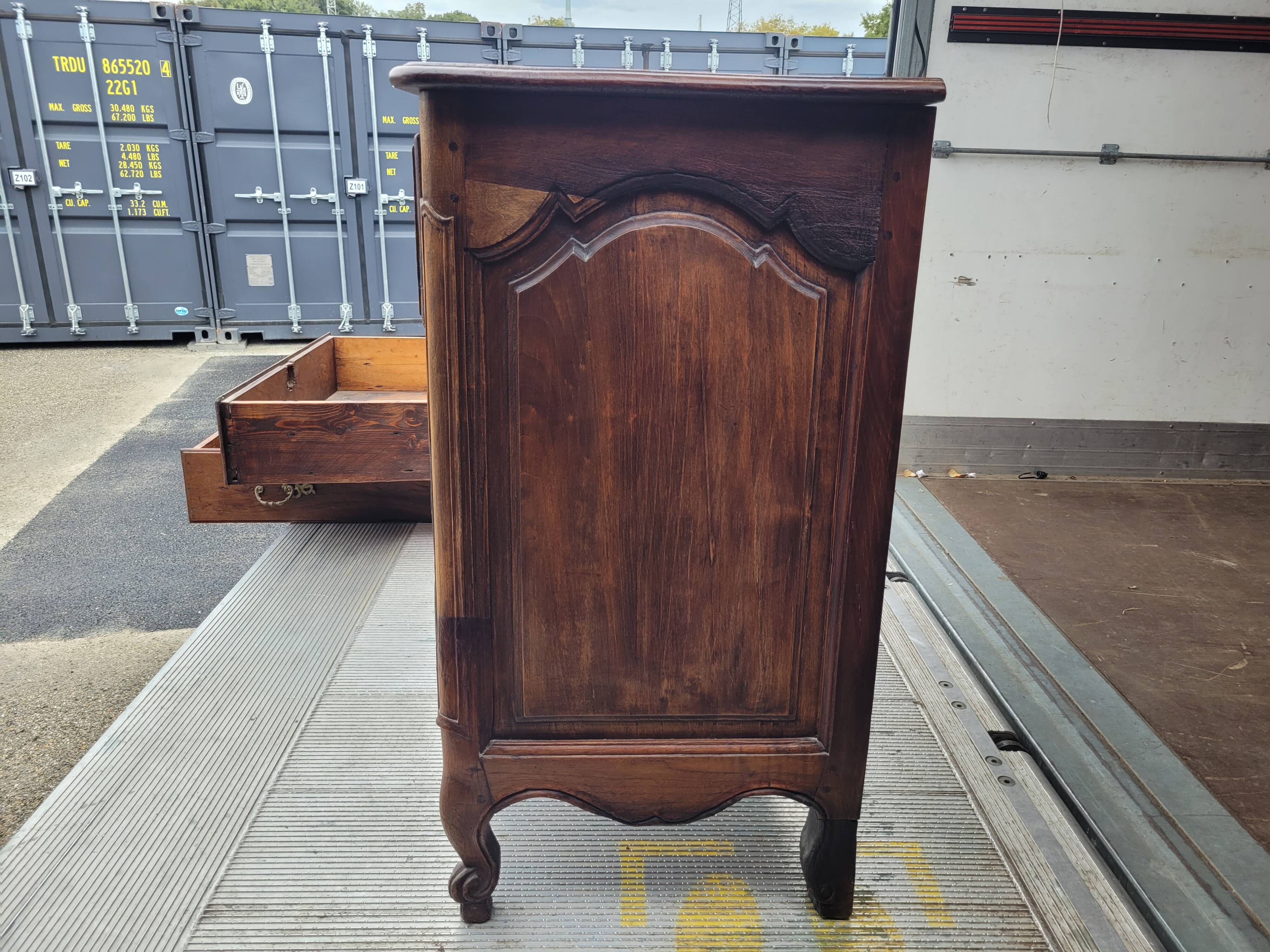 Commode pantalonnière noyer