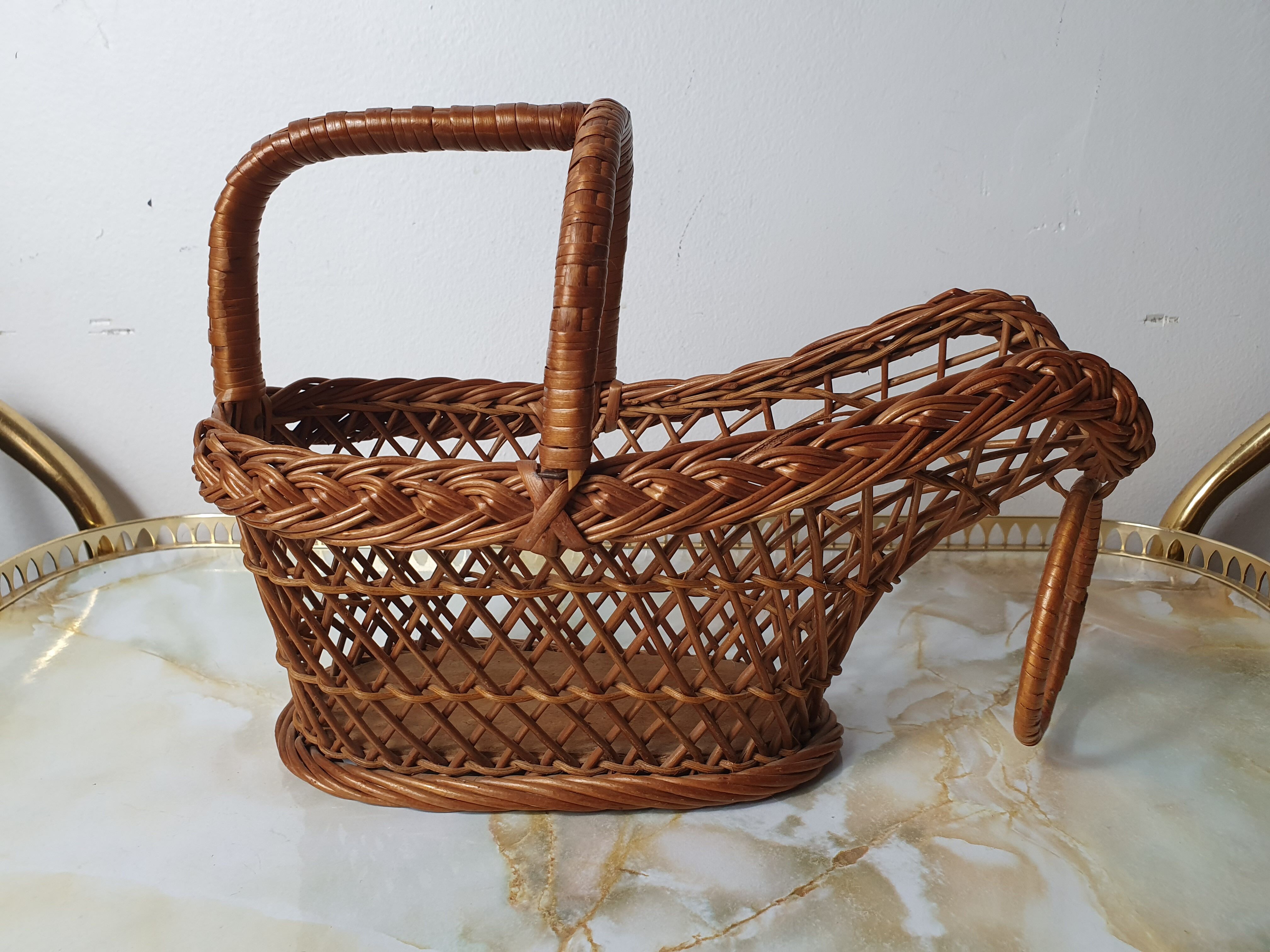 wicker bottle carrier
