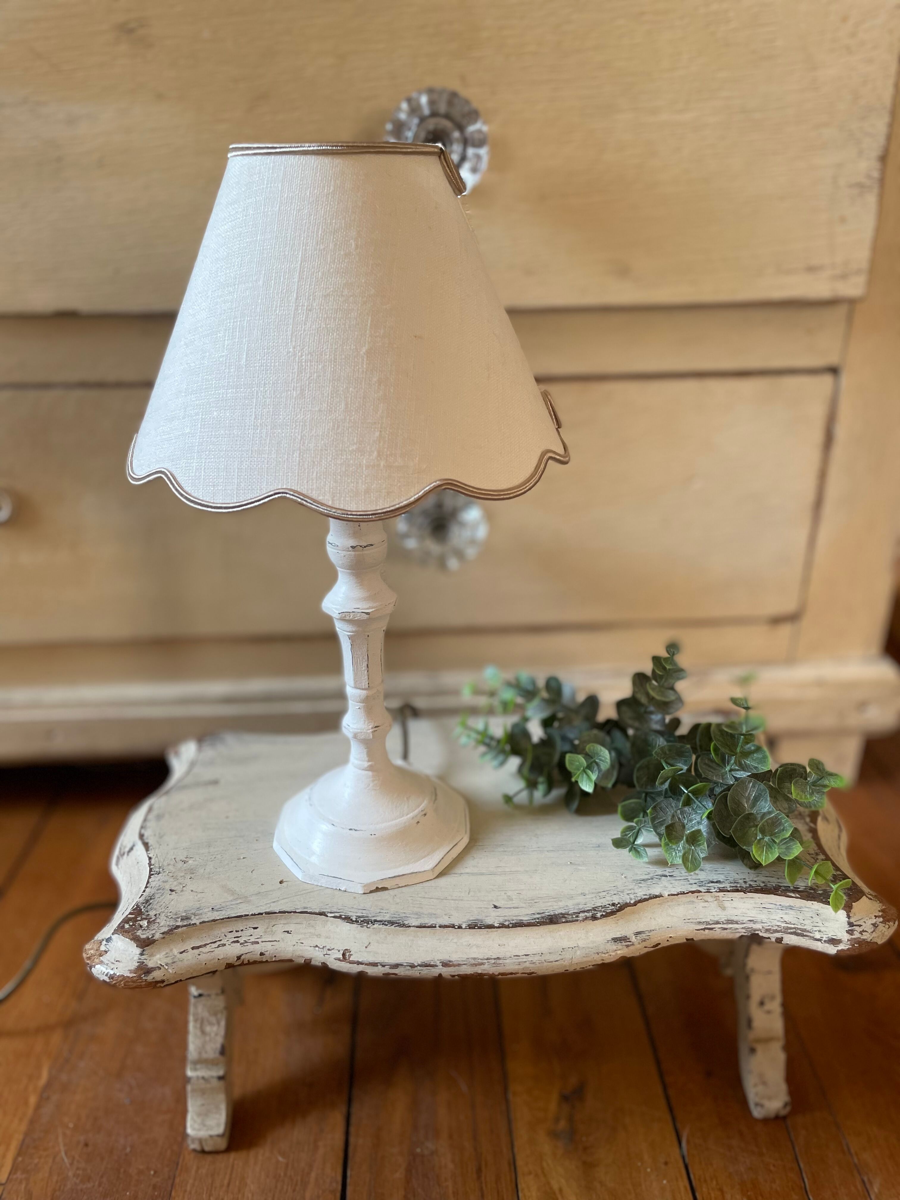Shabby white patinated lamp