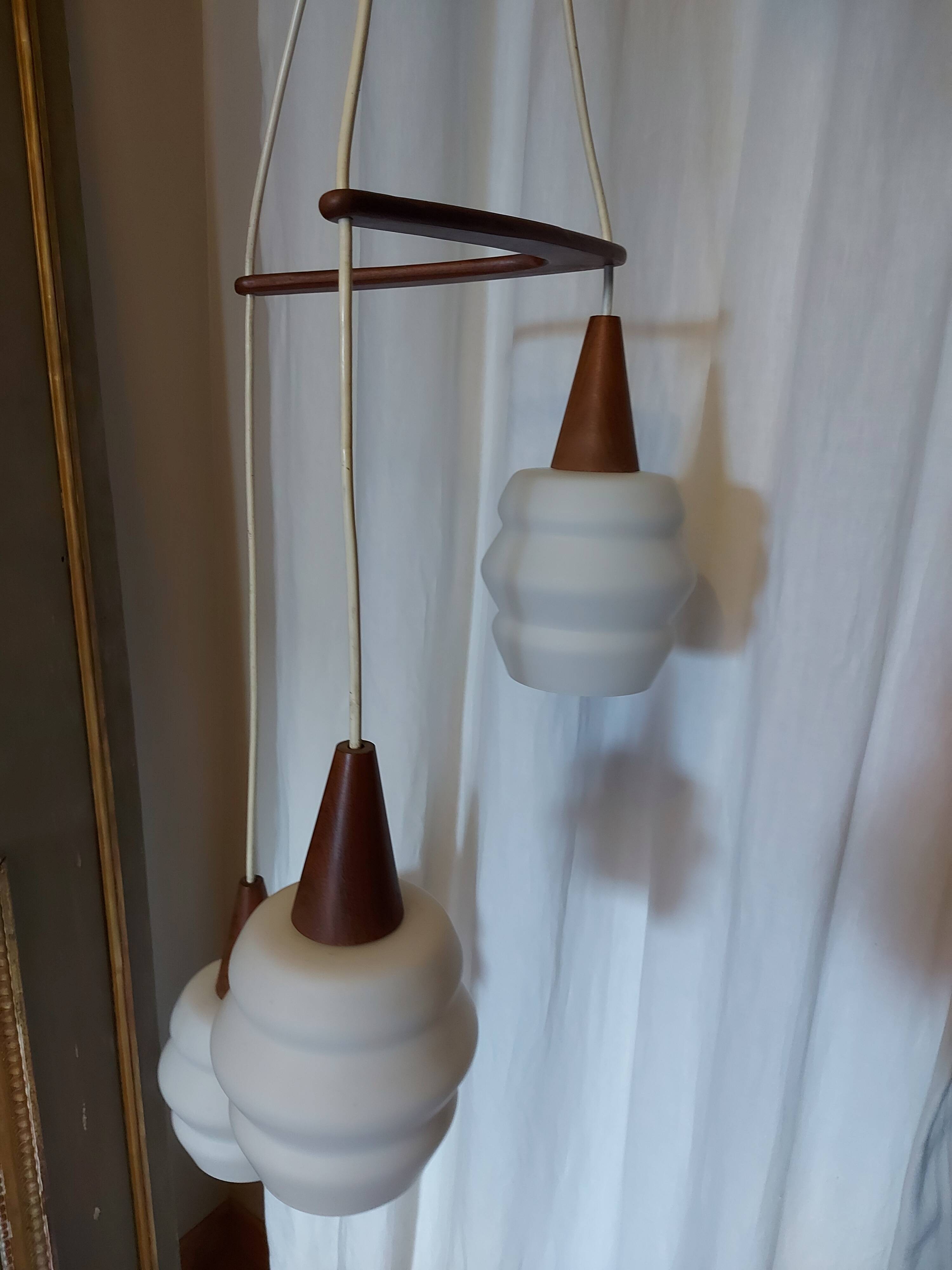 Large suspension boomerang teak , Philips design Louis Kalff ( 114 cm )