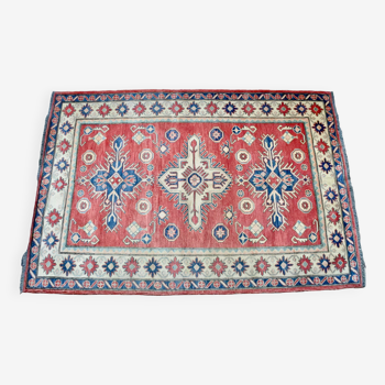 Hand-knotted Kazak rug 194x132cm