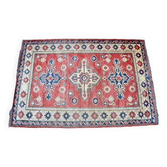 Hand-knotted Kazak rug 194x132cm