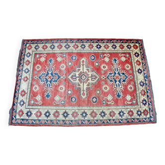 Tapis Kazak noué à la main 194x132cm