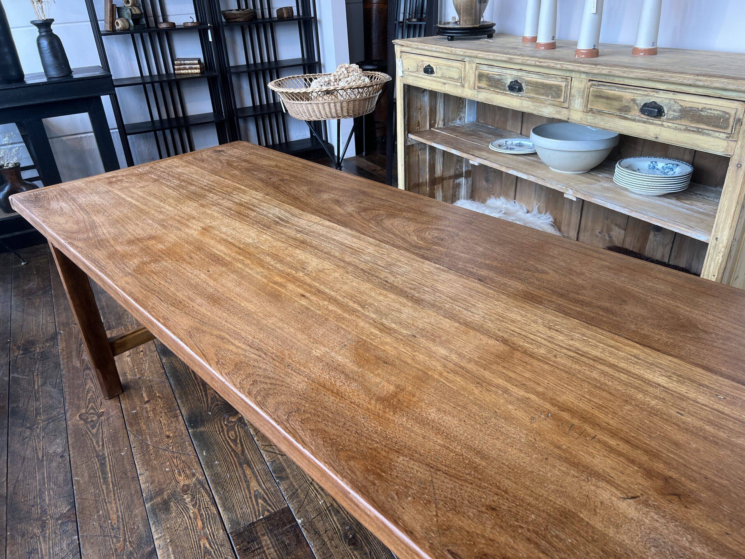 Convent table