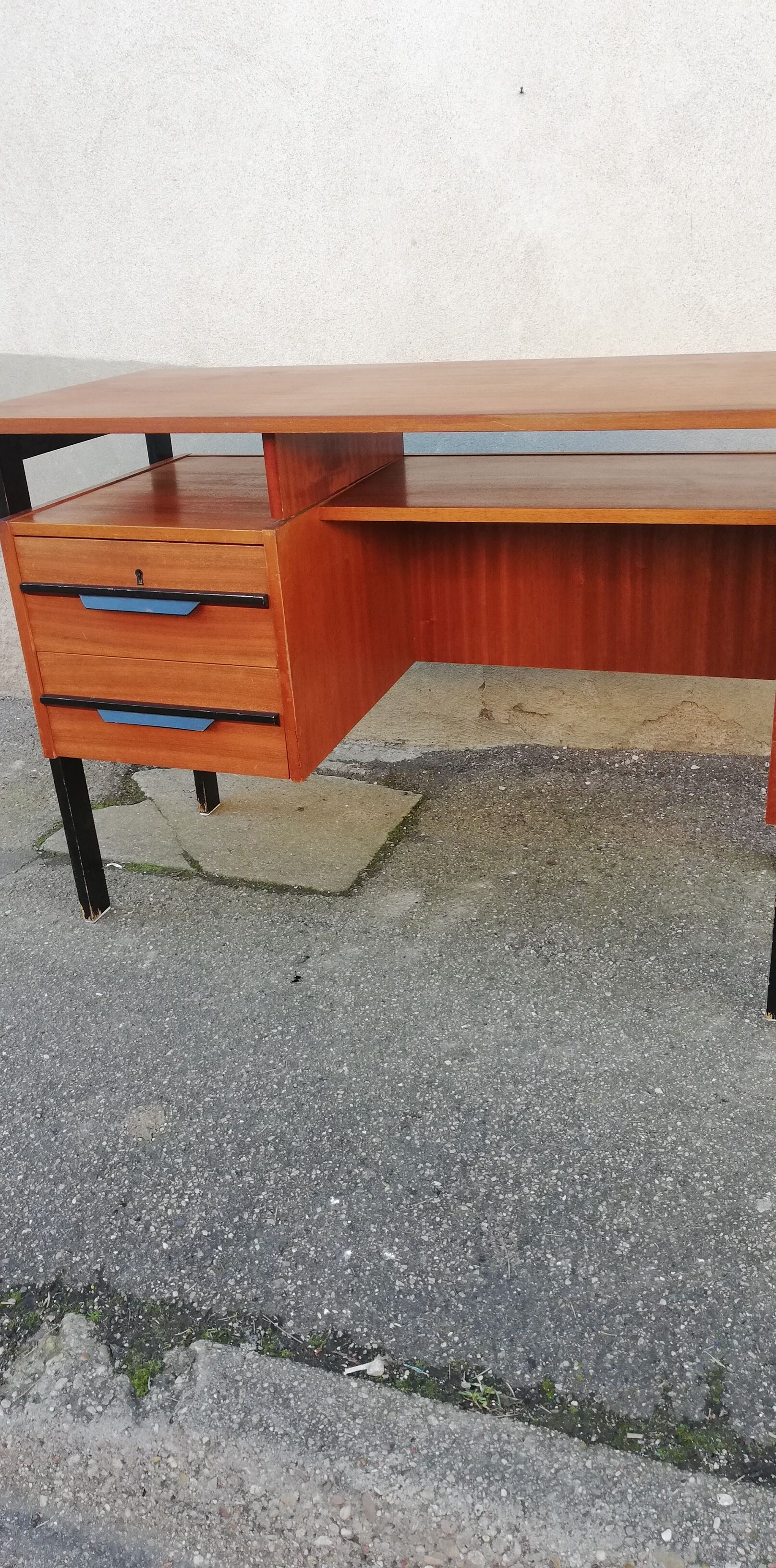 Vintage desk 2 drawers