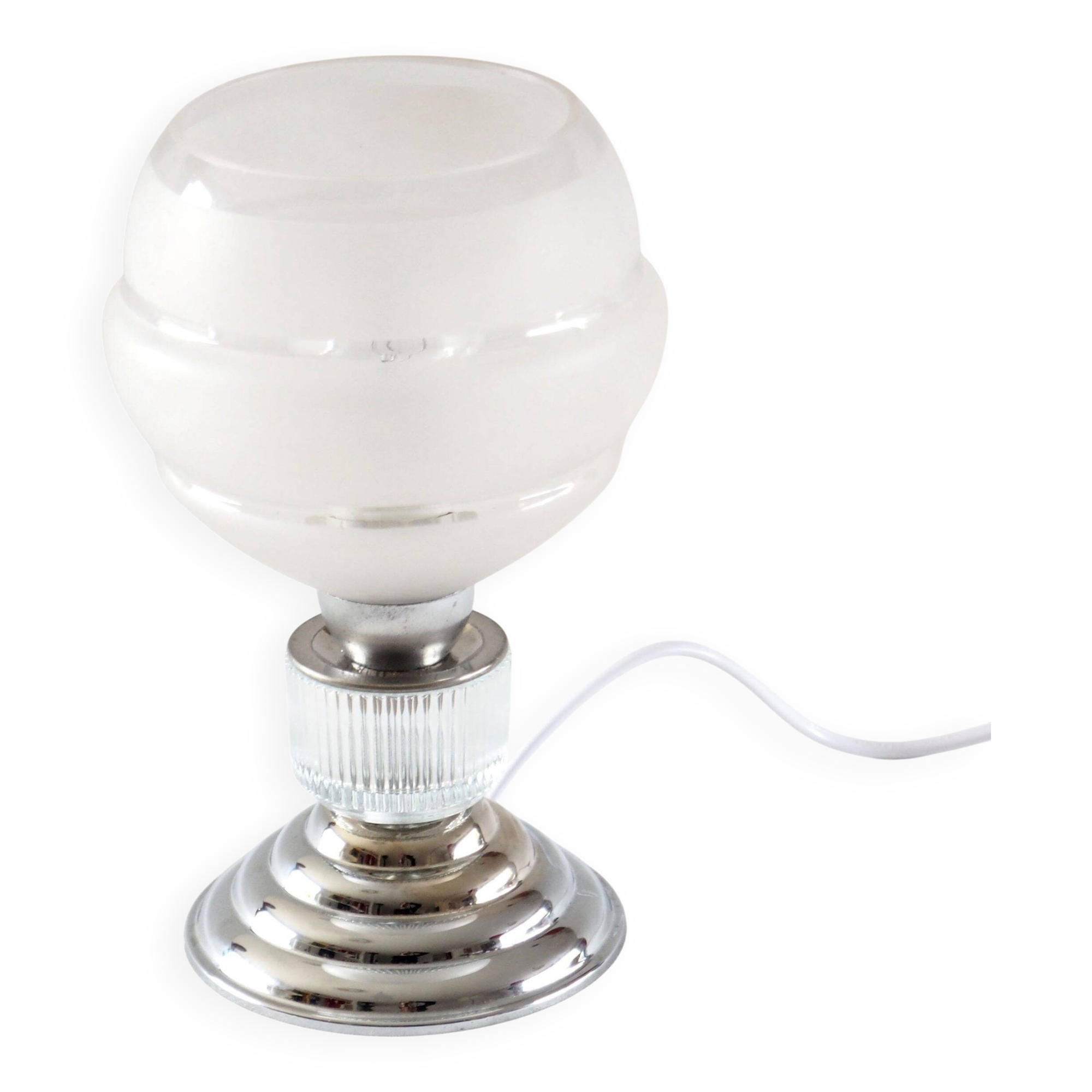 Lampe art déco globe satiné et chrome