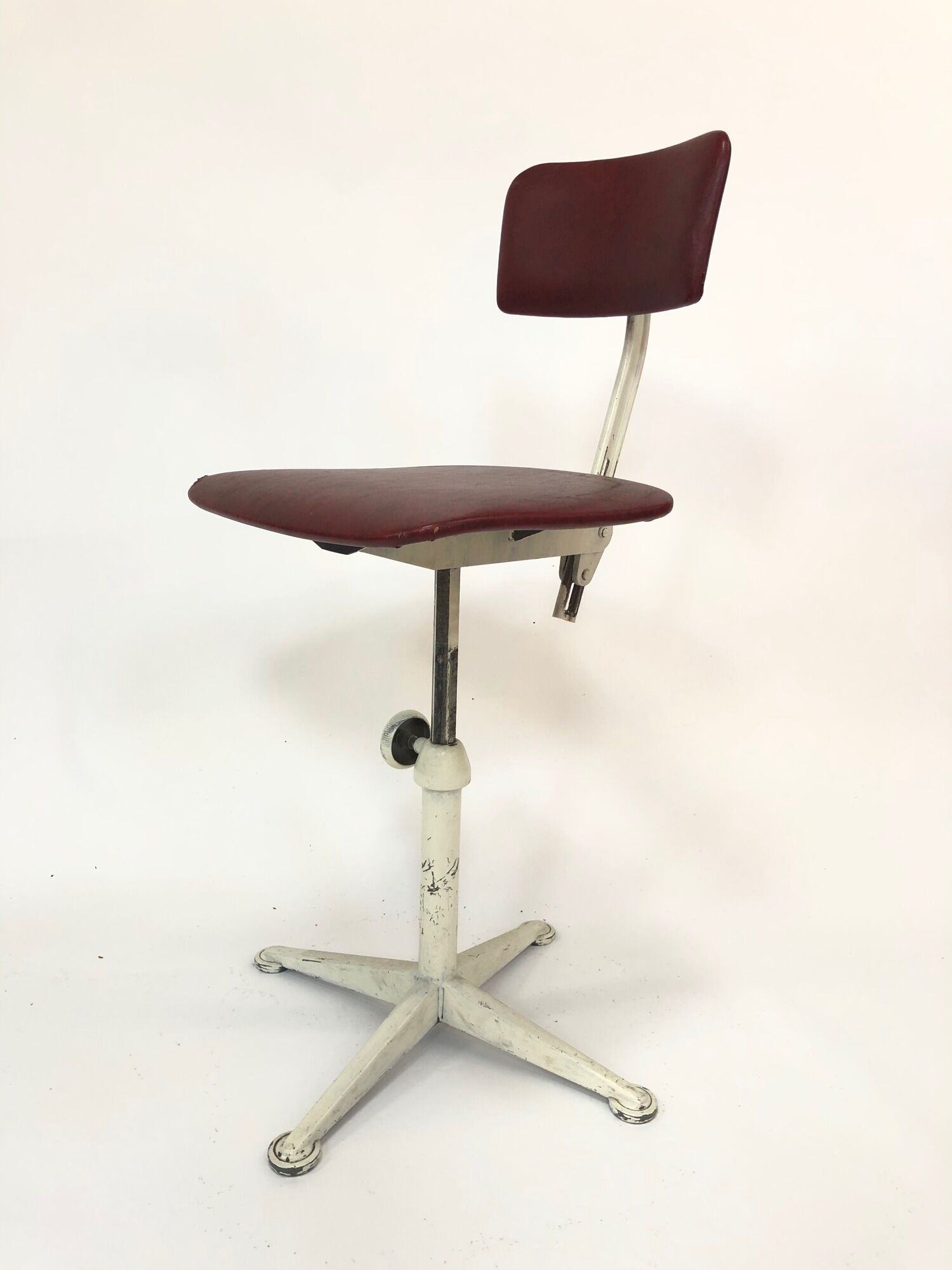 Industrial drawing work chair designed by Friso Kramer for Ahrend De Cirkel Netherlands