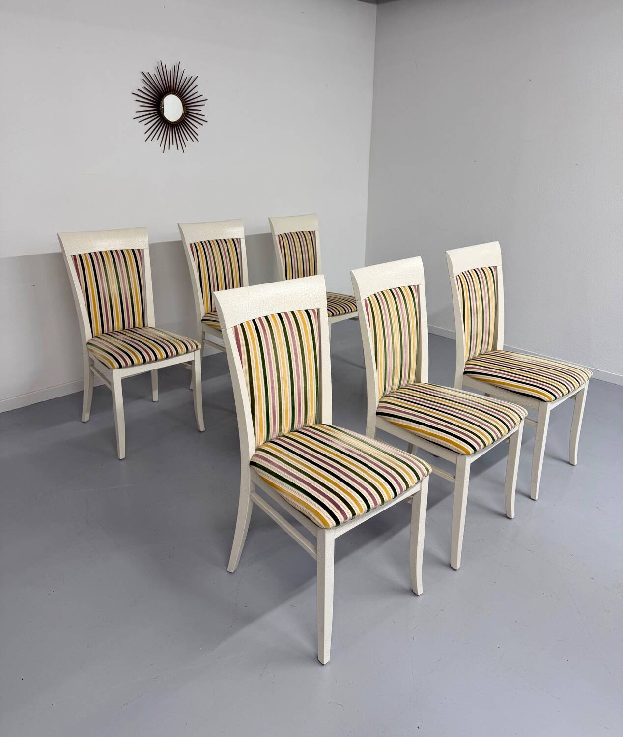 Table and 6 thonet designer chairs with crackled lacquer finish, 1980s vintage