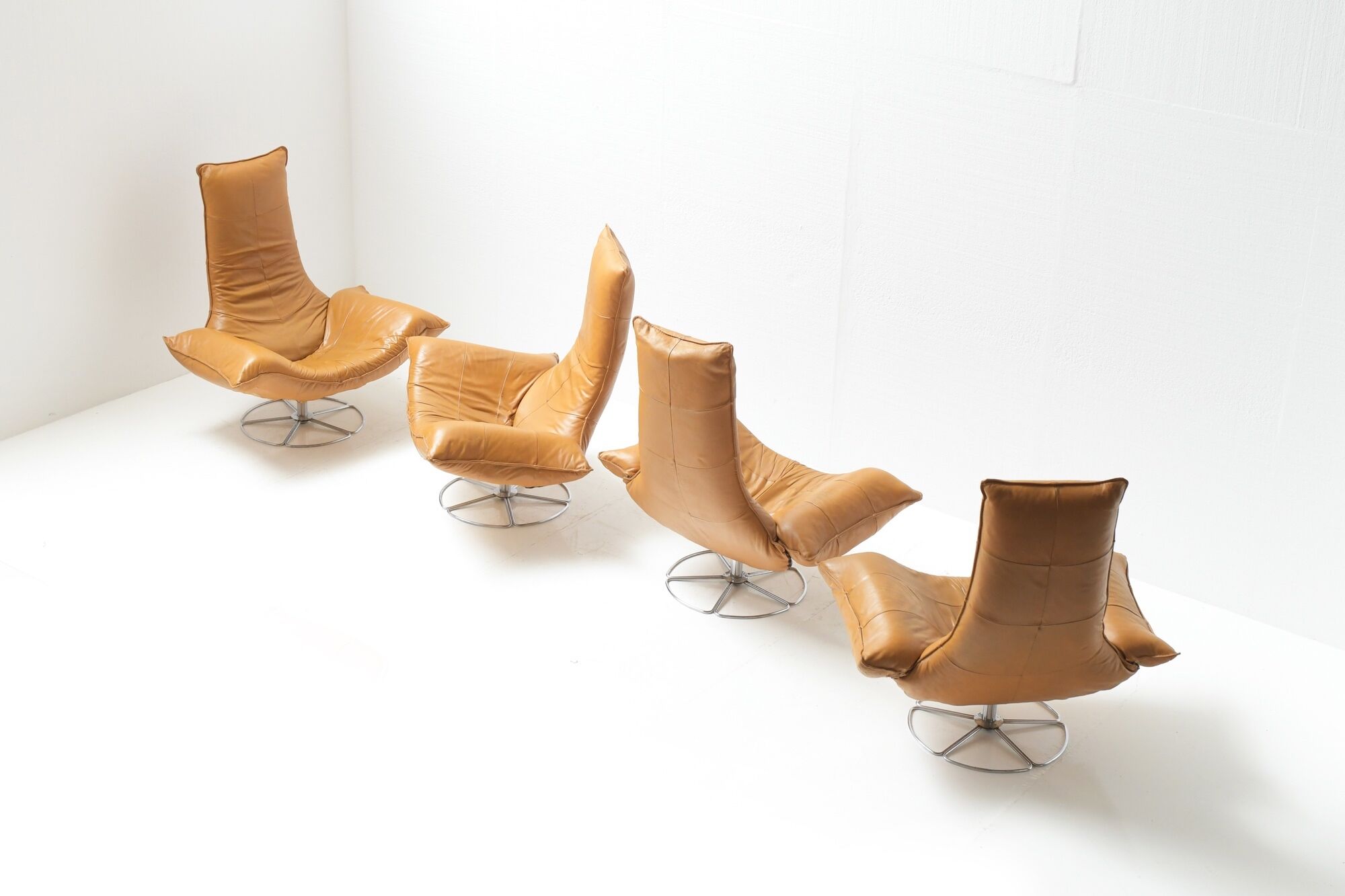 Wammes  cognac leather lounge chairs by Gerard Van Den Berg  for Montis 1978