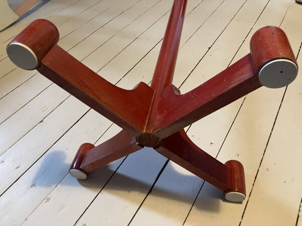 Porte manteau rouge vintage années 80