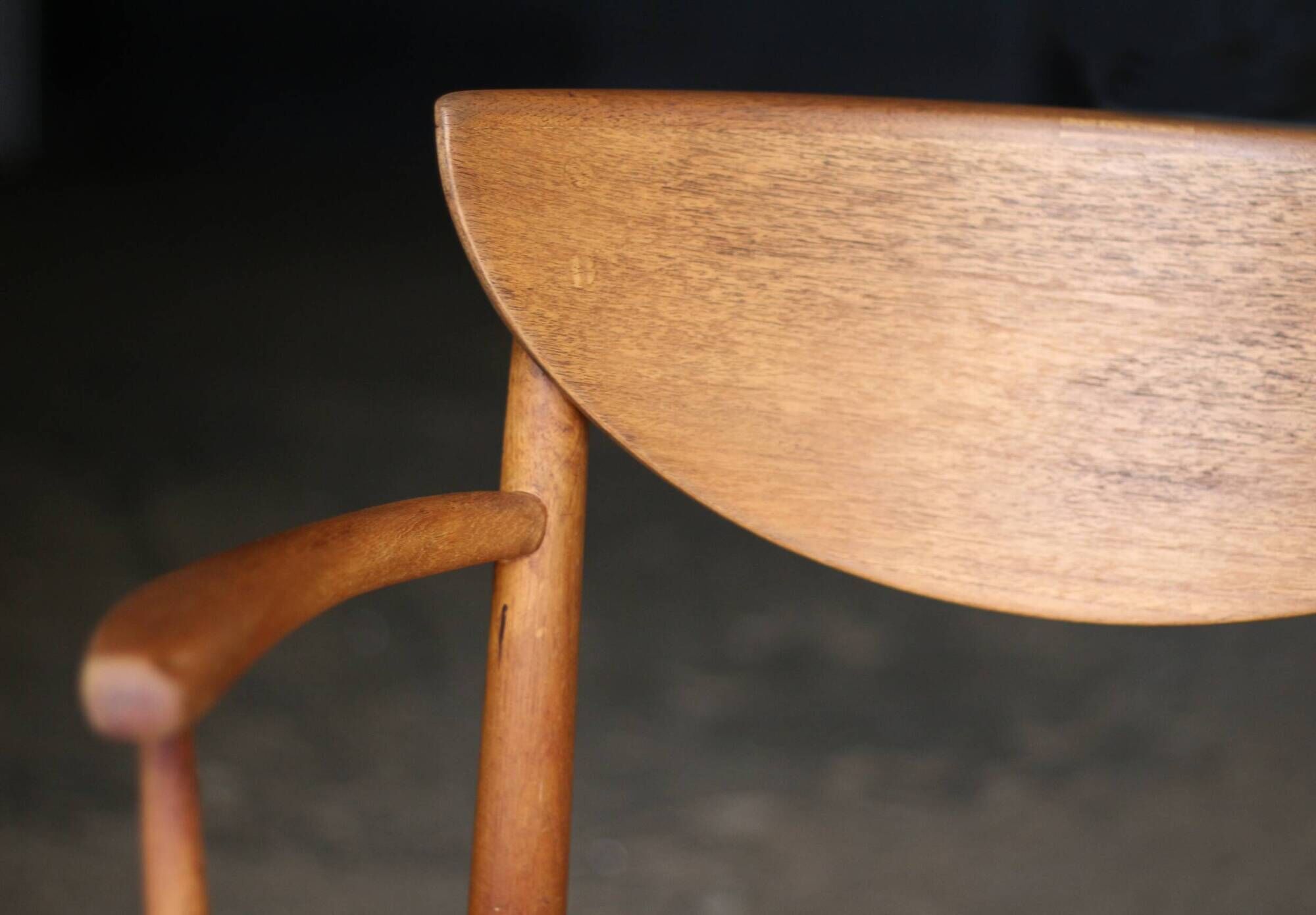 Succession LACOSTE: armchair by Peter Hvidt & Orla Mølgaard-Nielsen (1950)