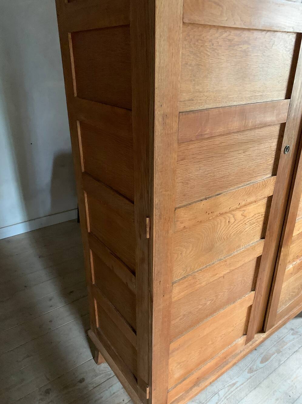 Vintage Parisian wardrobe by René Gabriel, 128 cm