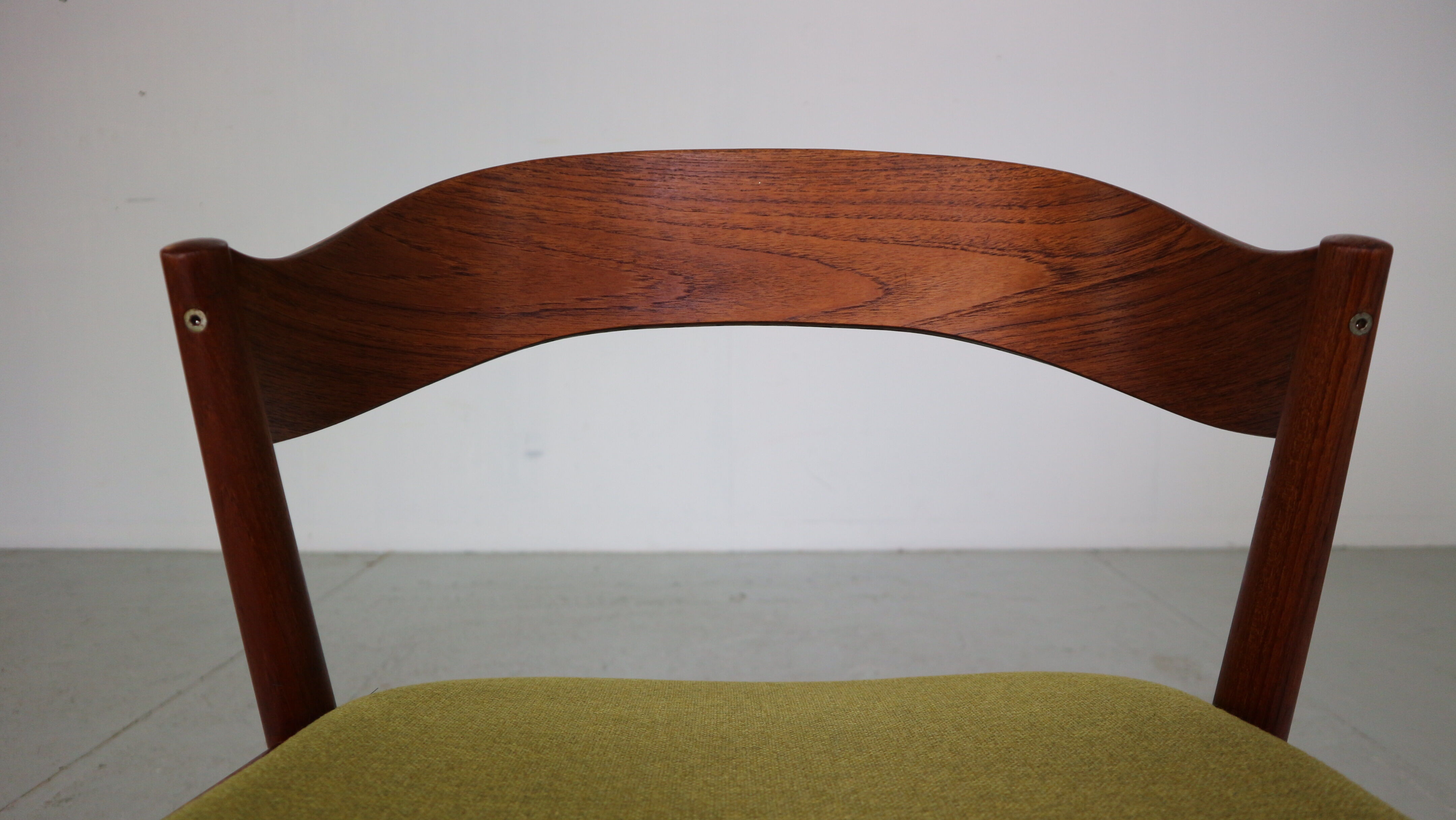 Mid- Century Set Of Two Organic Shape Teak Dinning Room Chairs, 1960 Denmark