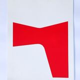 Red minimalist paint