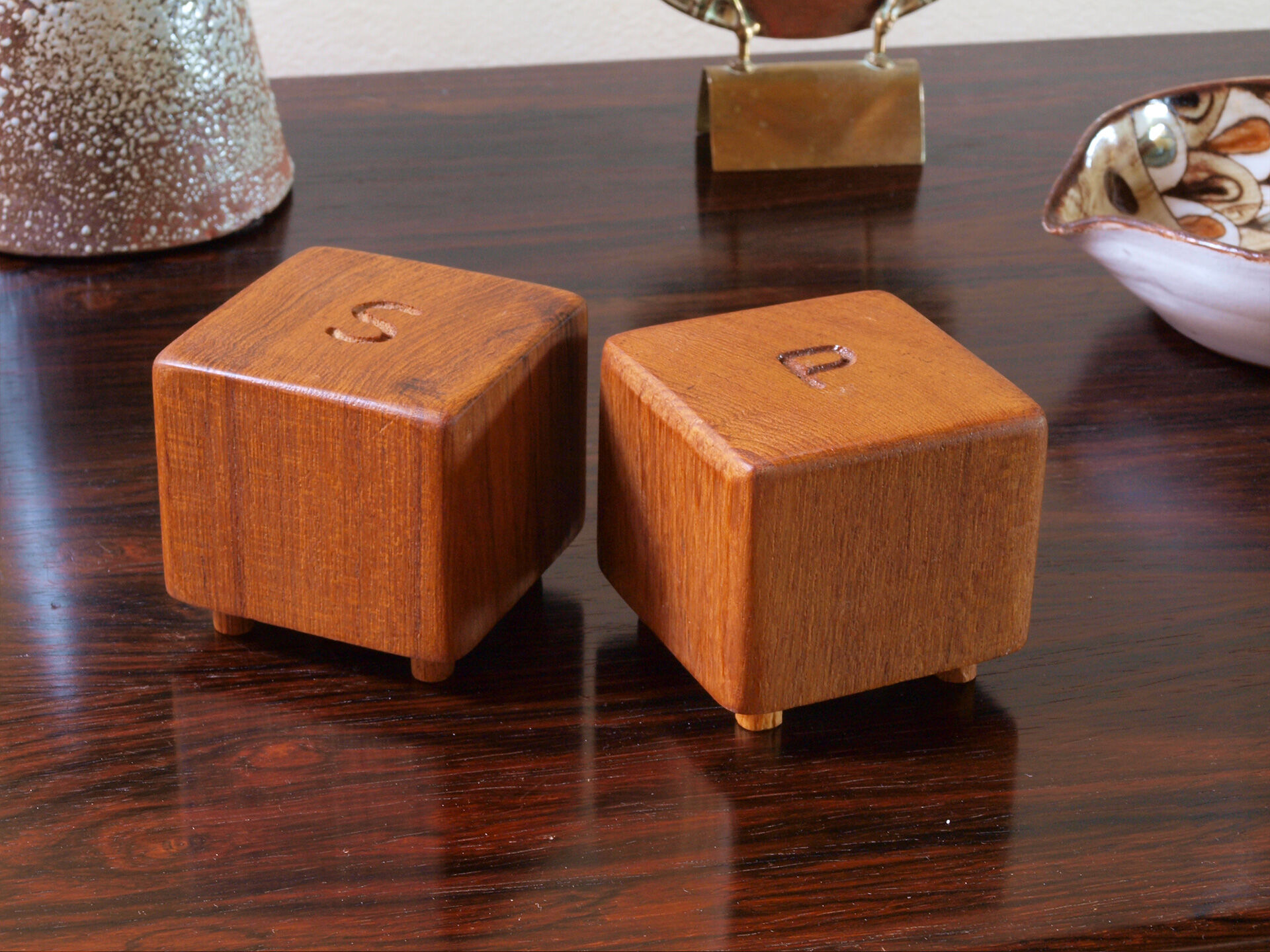 Scandinavian salt and pepper in teak